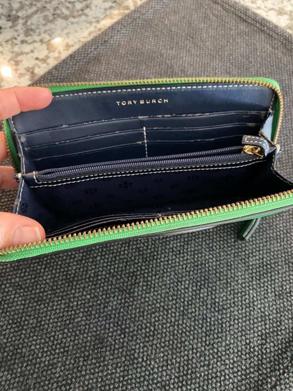 Tory Burch Zipper Wallet - Picture 4 of 9